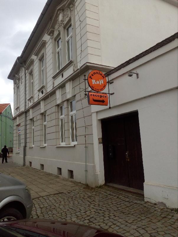 Penzion Rajf Krnov Bagian luar foto